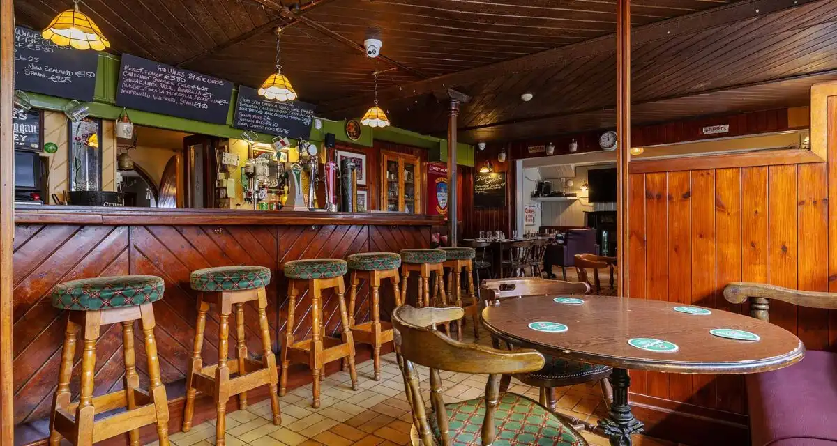 The Villager Bar & Restaurant, Glasson