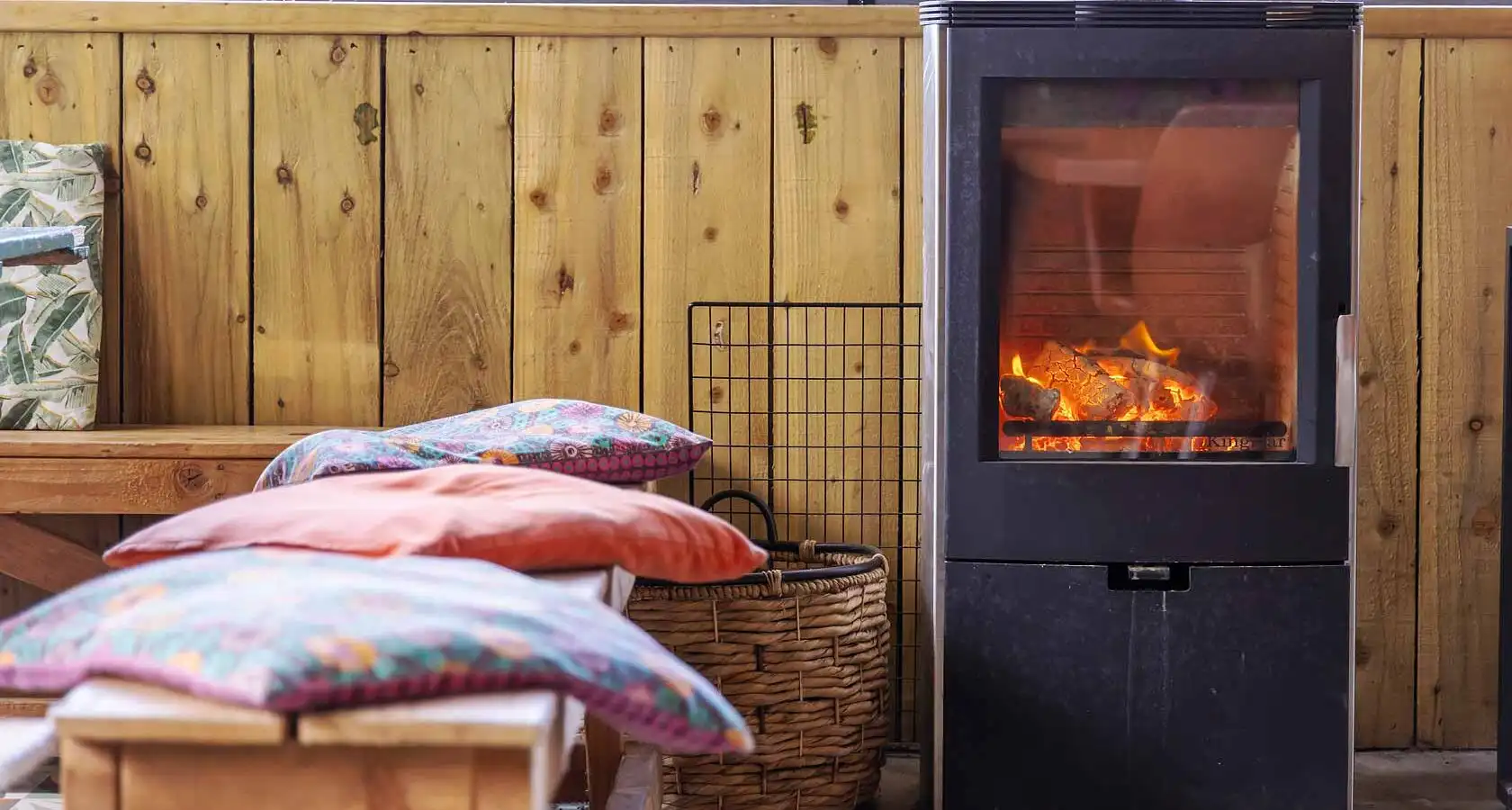 The Villager Bar & Restaurant, Garden Venue Glasson